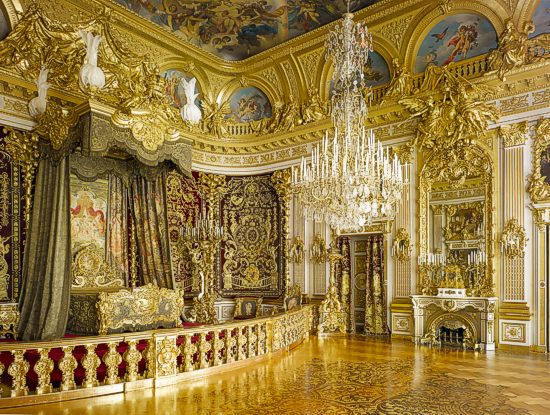 Bilder: Paradeschlafzimmer in Herrenchiemsee nach der Restaurierung. © Bayerische Schlösserverwaltung