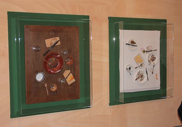 Badisches Volksleben: Installation einer b&auml;uerlichen und einer b&uuml;rgerlichen Tafel 