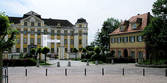 Schlossansicht von der Stadt her