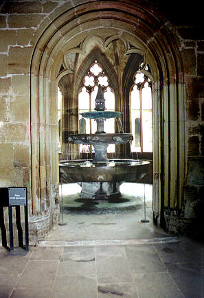 Kloster Maulbronn, Brunnenhaus im Kreuzgang