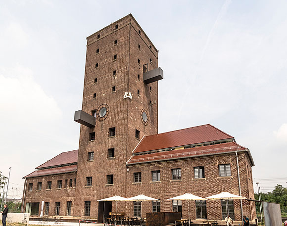 Ehemaliger Bahnwasserturm in Heidelberg, Ansicht von außen