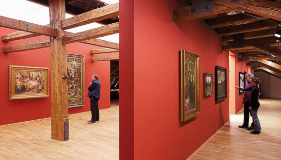 Blick in die Gemäldegalerie. Bild © Städtische Museen Freiburg - Augustinermuseum, Foto Axel Killian.