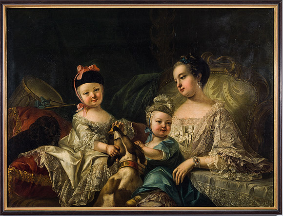 Joseph Melling: Karoline Luise mit ihren zwei S&ouml;hnen, 1757. Mus&eacute;es Nationaux de France (als Dauerleihgabe des Mus&eacute;e du Louvre im Badischen Landesmuseum Karlsruhe), &copy; Badisches Landes Museum Karlsruhe/Louvre 