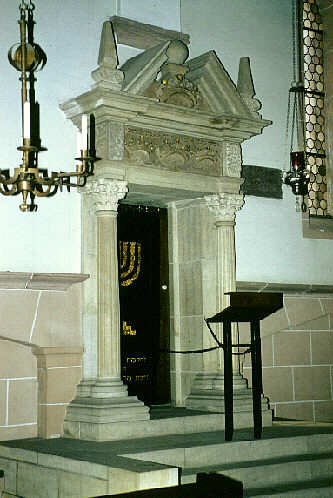 Synagoge, Au&szlig;enansicht