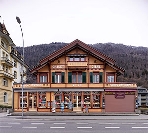 Chalet Diana, Interlaken. Ein Beispiel für die Alpenromantik und ihre Vermarktung im 19. Jahrhundert. Fotos: Kanton Bern, Erziehungsdirektion