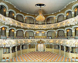 Schwetzingen, Schlosstheater. Blick in den Zuschauerraum