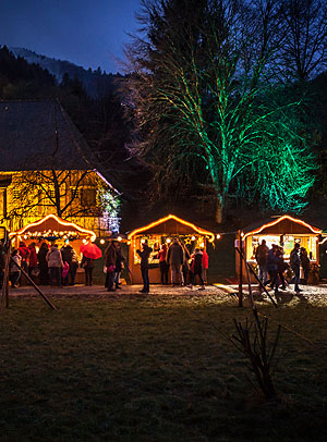 Weihnachtsmarkt im Freilichtmuseum.