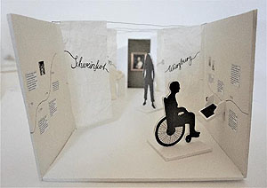 Modell des Ausstellungskabinetts für Geigers Selbstbildnis (Foto: Guido Fackler)